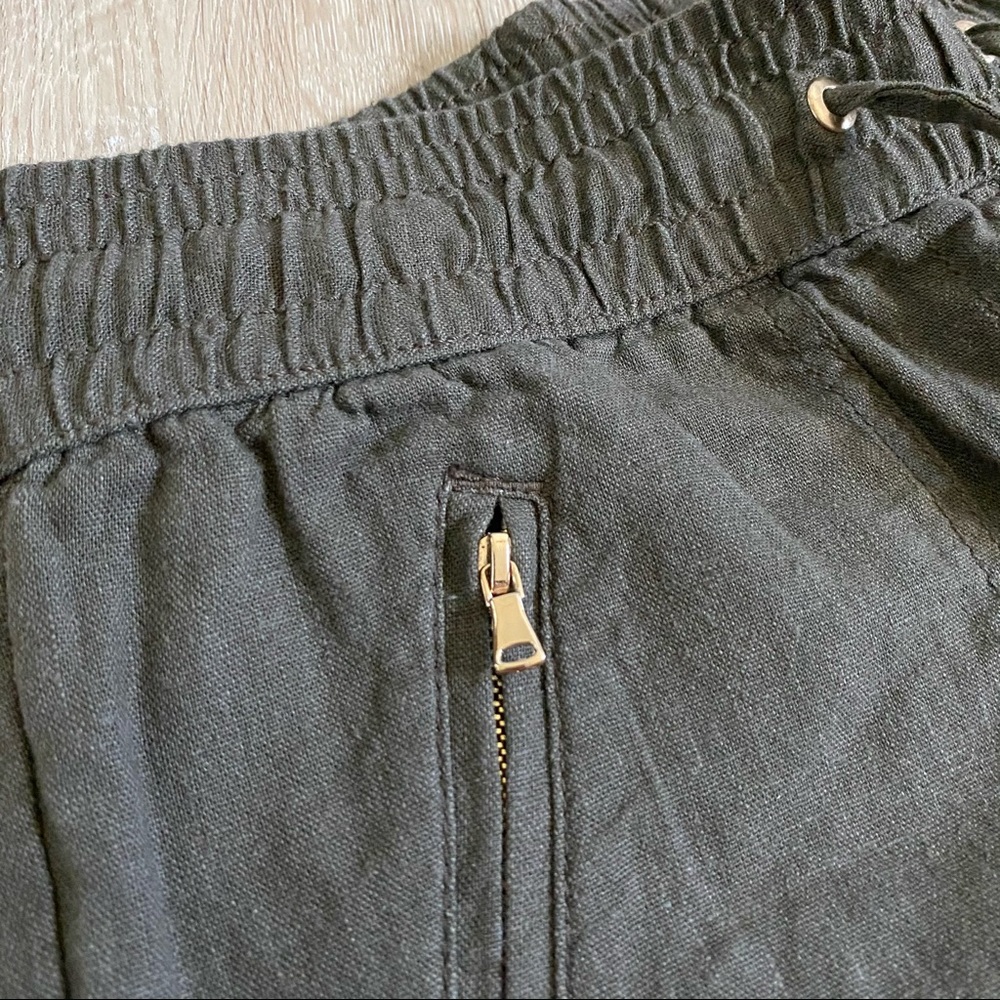 Dynamite Shorts - Picture 3 of 5